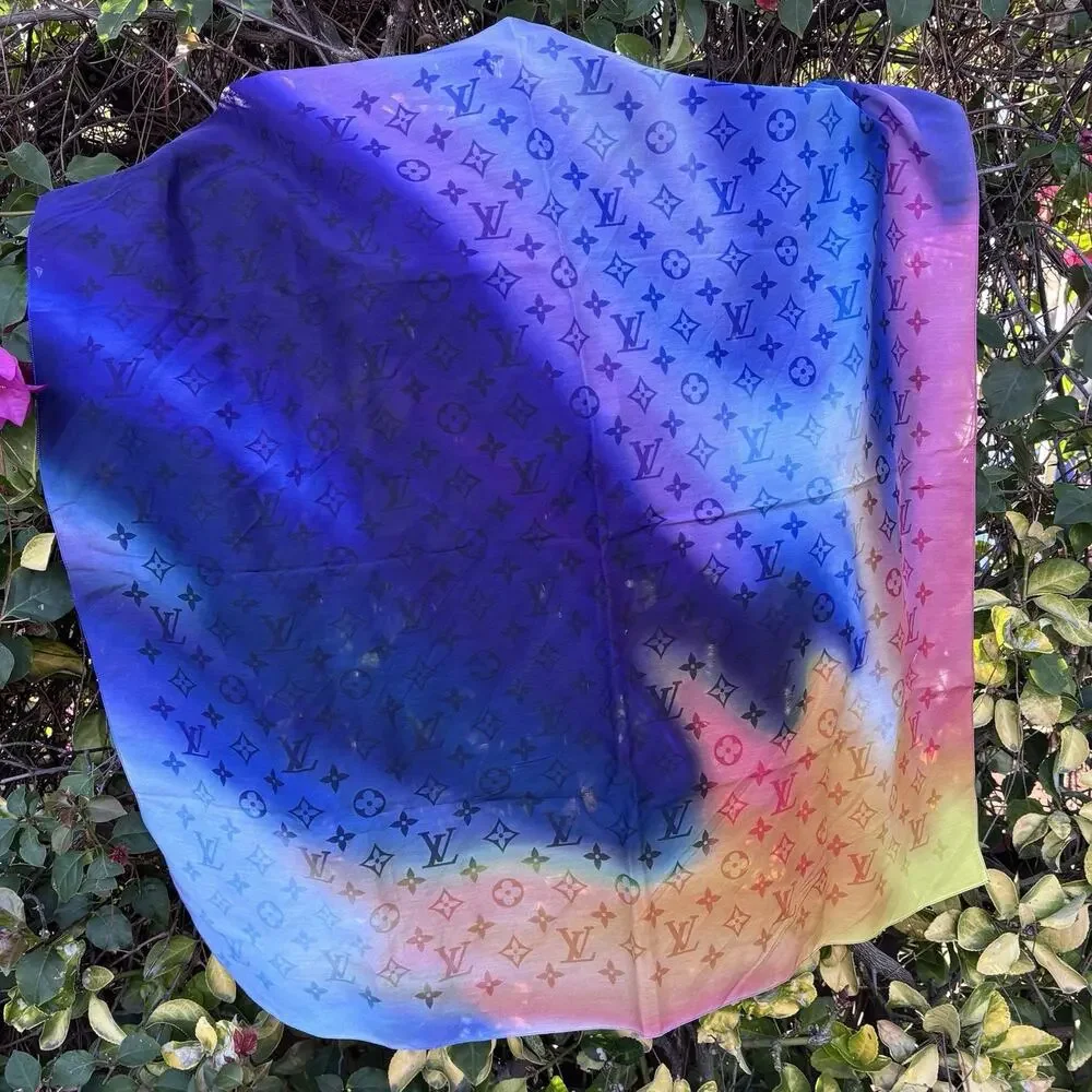 Louis Vuitton Tie Dye Monogram Bandana Pouch Cotton Silk M77033 Set